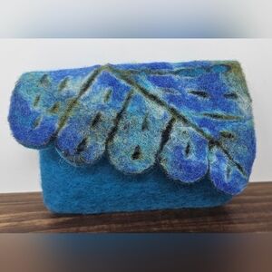 Handmade Felt Wool Coin Purse Zip Closure With Leaf Flap Teal NWOT